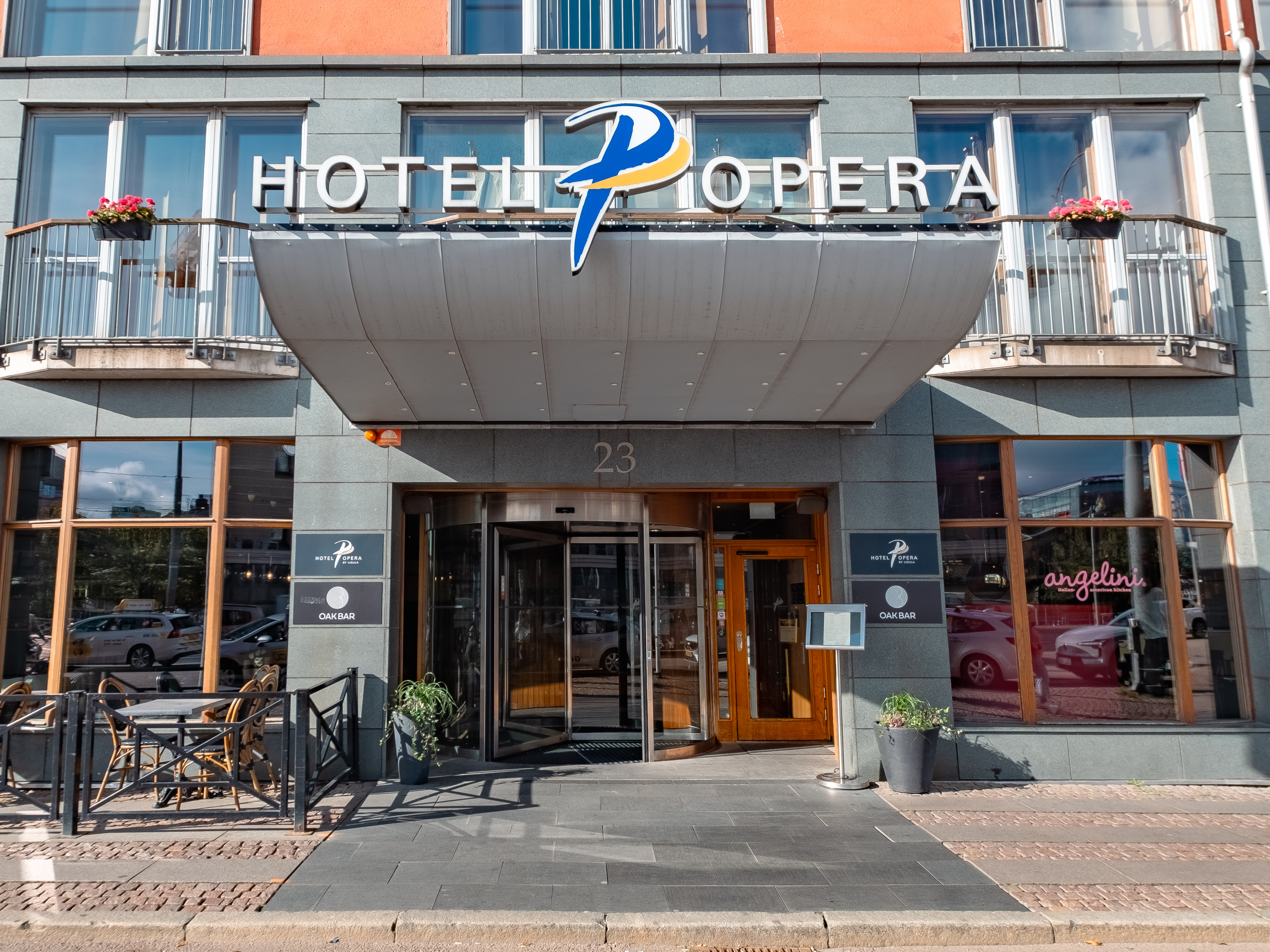 Butiksfasad Hotel Opera