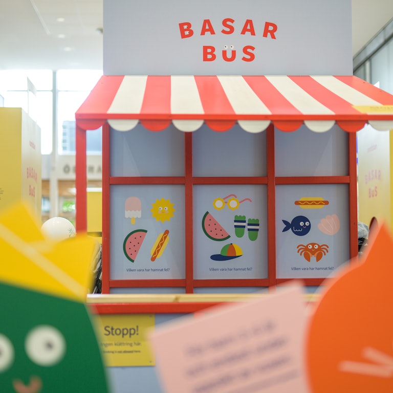 Lekplatsen Basar Bus Lekplatsen Basar Bus