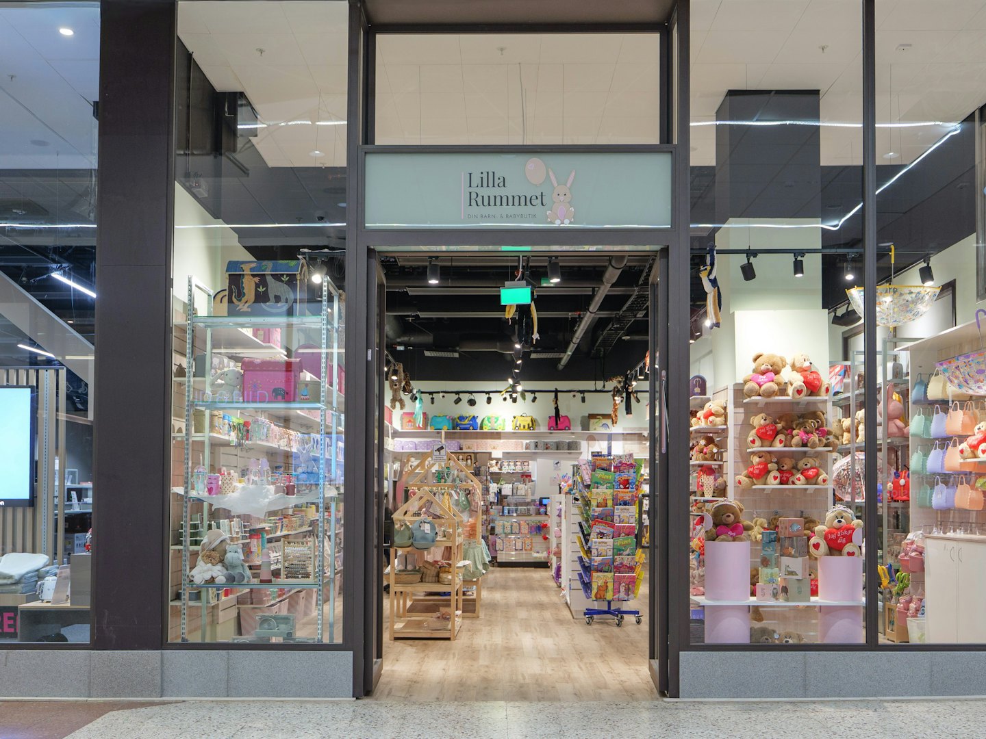 Butiksfasad Lilla Rummet Butiksfasad Lilla Rummet