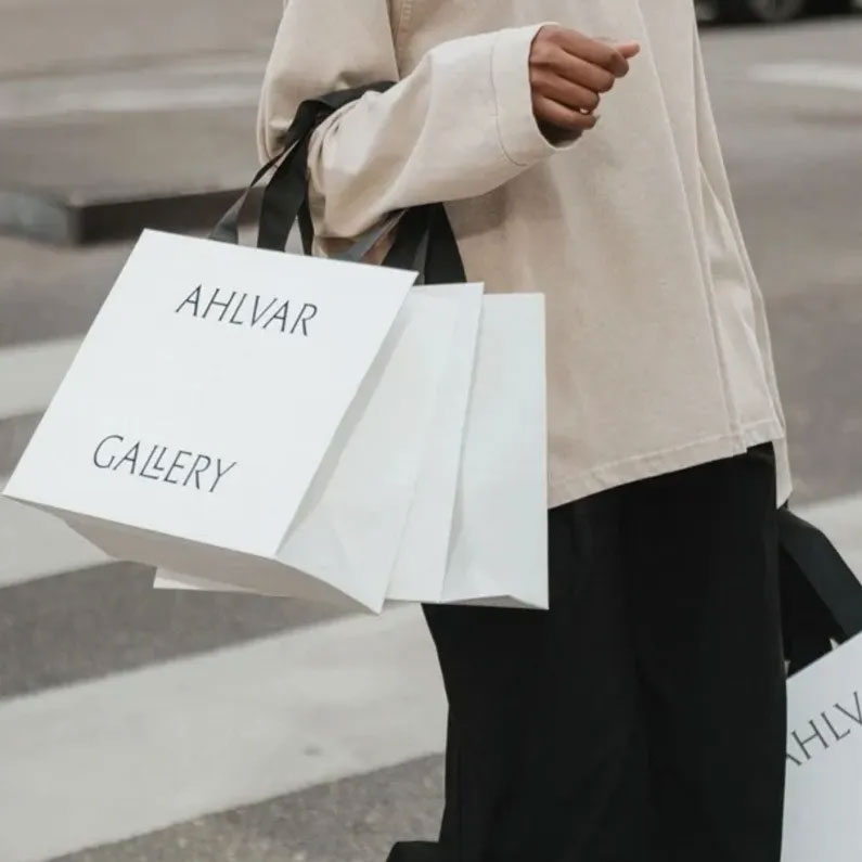 Ahlvar Gallery Sample Sale Femman