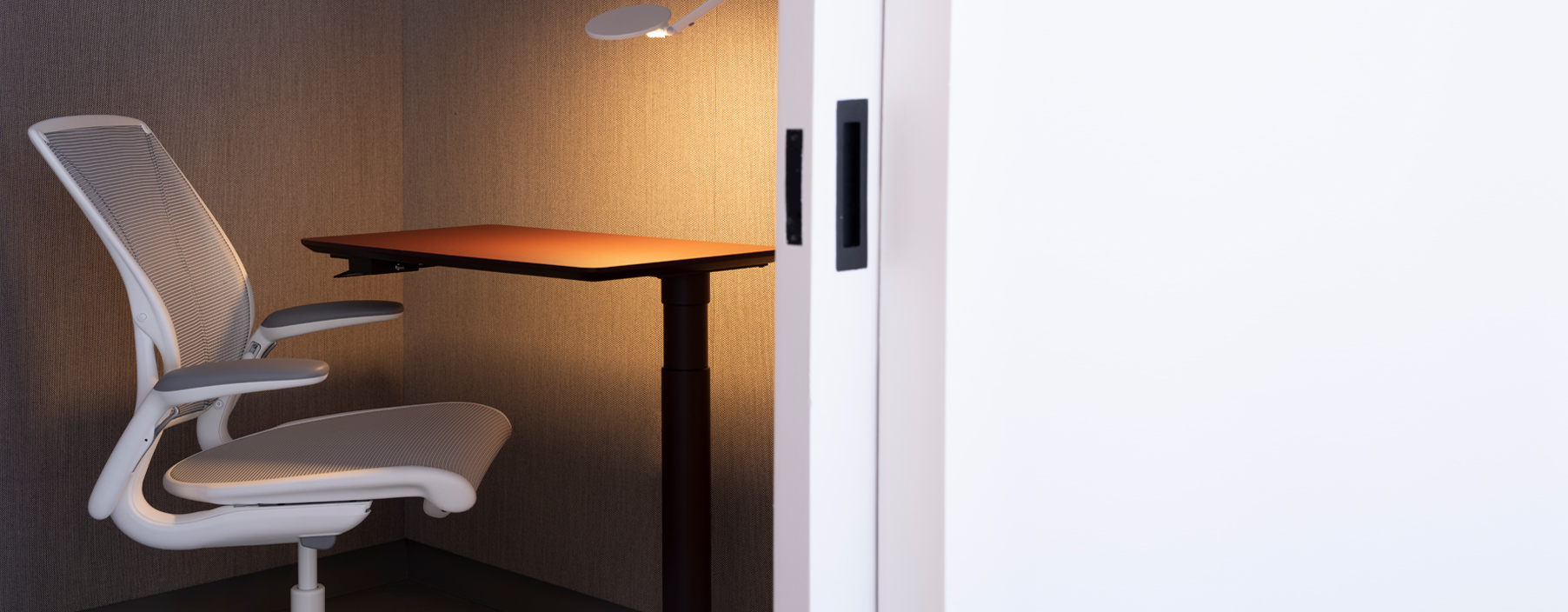 Diffrient World Task Chair | Schiavello Furniture
