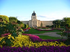 Regina Baha’is celebrate the 100th Anniversary of the Saskatchewan Legislative Building – a National Historic Site of Canada