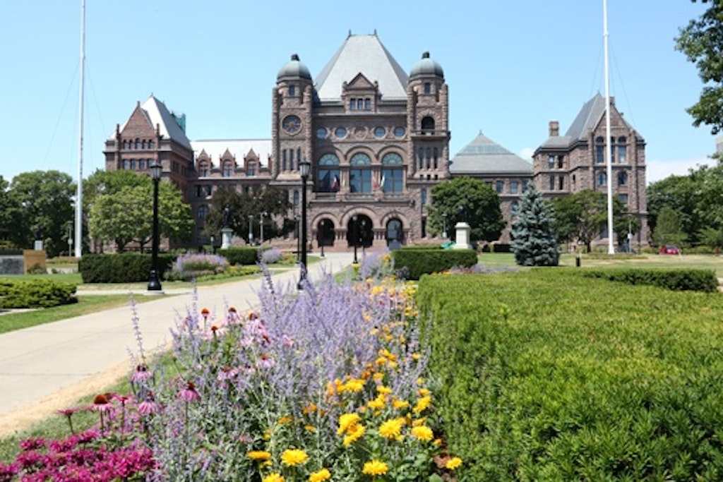 New Ontario youth policy document commended by Baha’is