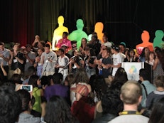 La conférence de jeunes de Toronto encourage les efforts de développement communautaire dans les localités
