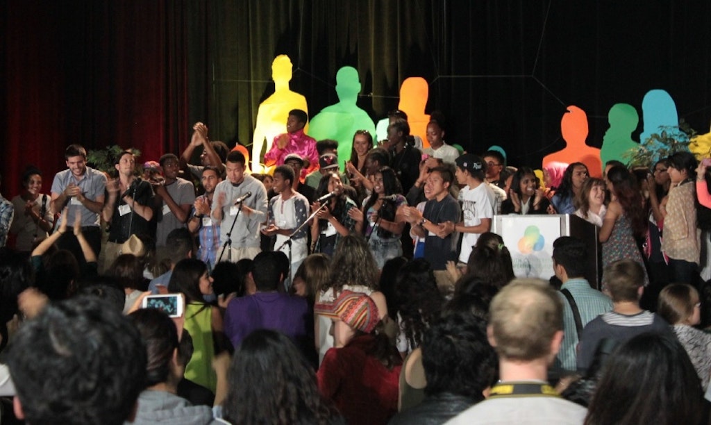 La conférence de jeunes de Toronto encourage les efforts de développement communautaire dans les localités