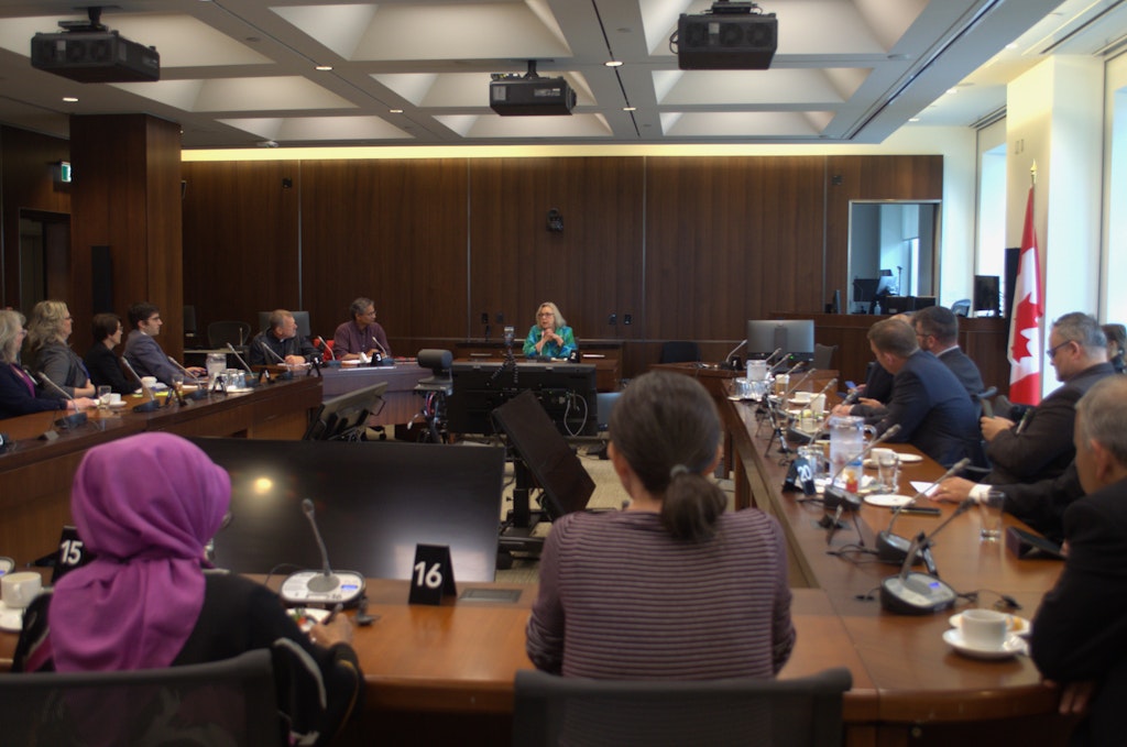 Le Caucus parlementaire interconfessionnel multipartite encourage le dialogue sur la polarisation au Canada