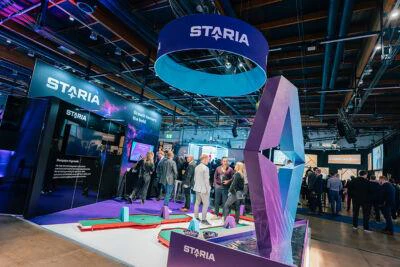Minigolf course on Staria's NBF booth.