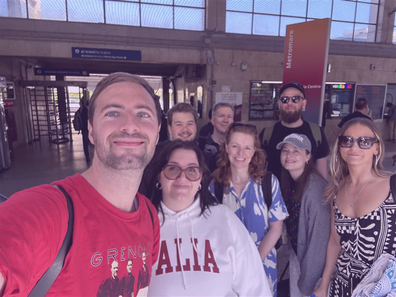 Starians at a train station