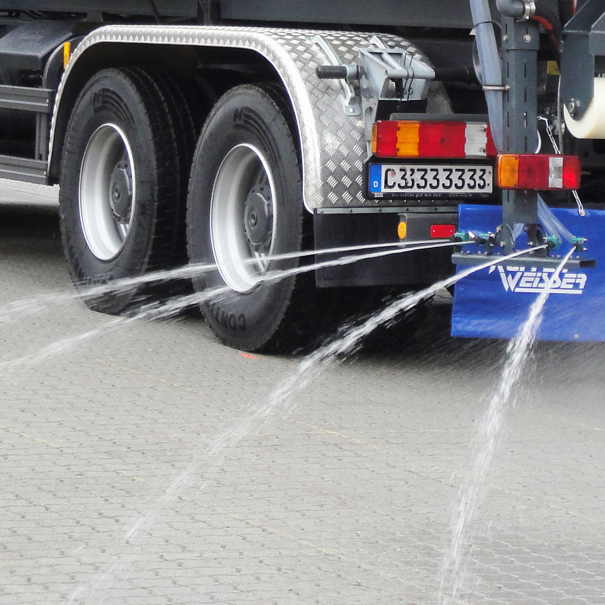 épandeuse, épandage de liquide, buses à jet