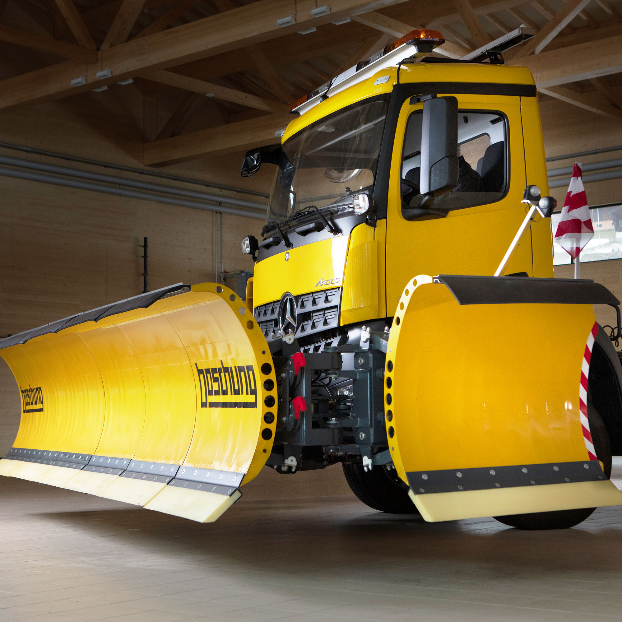 Chasse-neige multi-segments Boschung