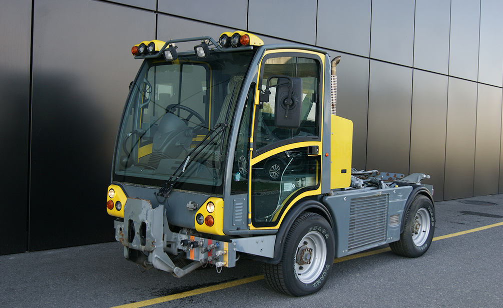 Transporteur polyvalent d'occasion, Boschung Pony P4
