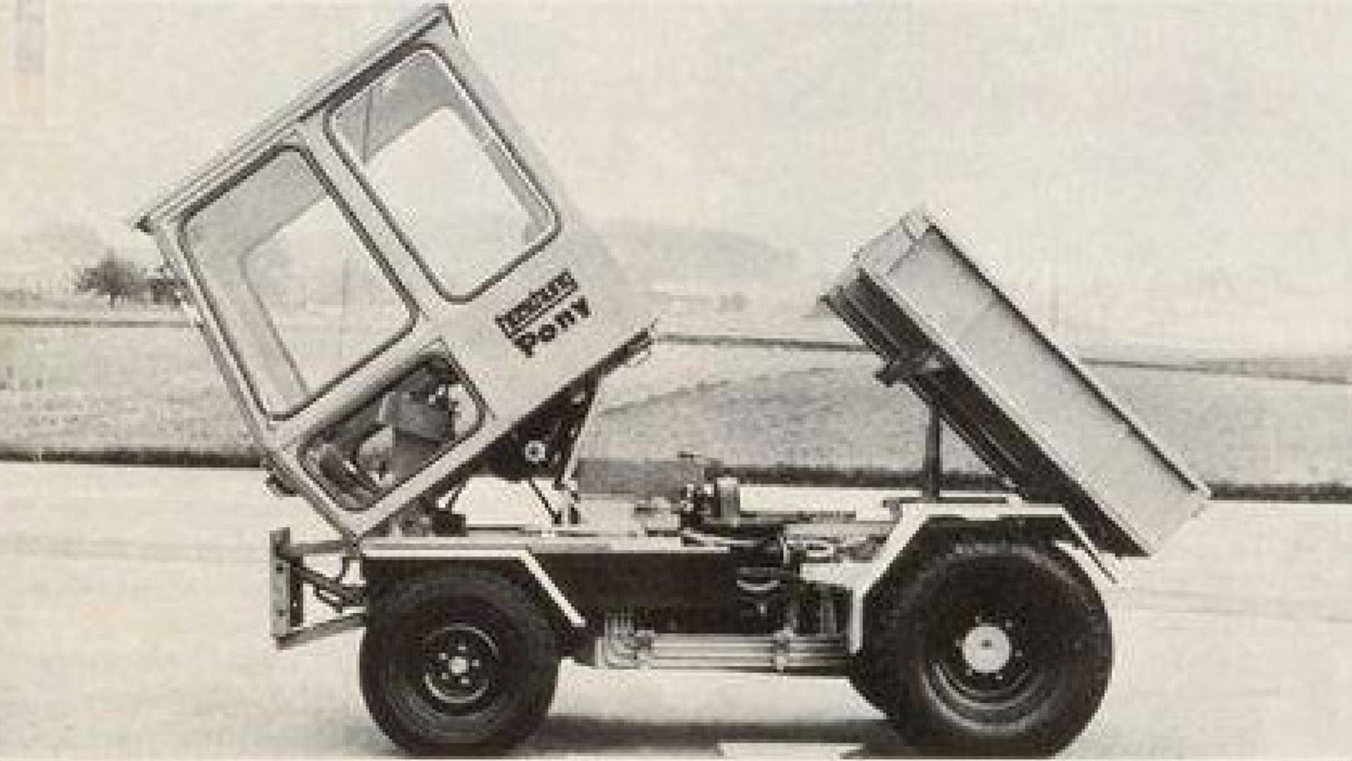 50 Jahre Boschung PONY: ein schönes Jubiläum für den Pionier der multifunktionalen Geräteträger