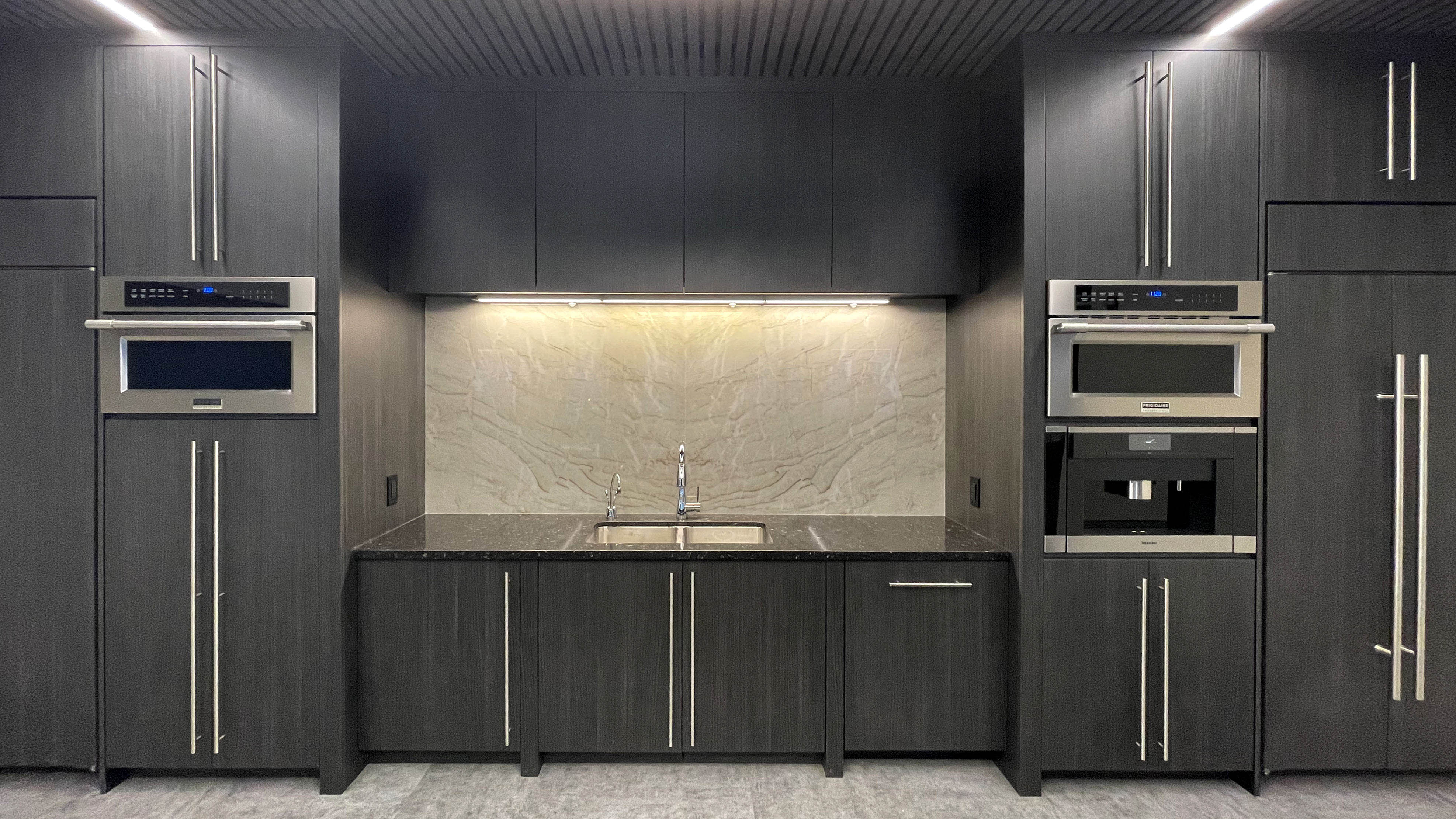 Falkbuilt Chicago Metro commercial + office millwork