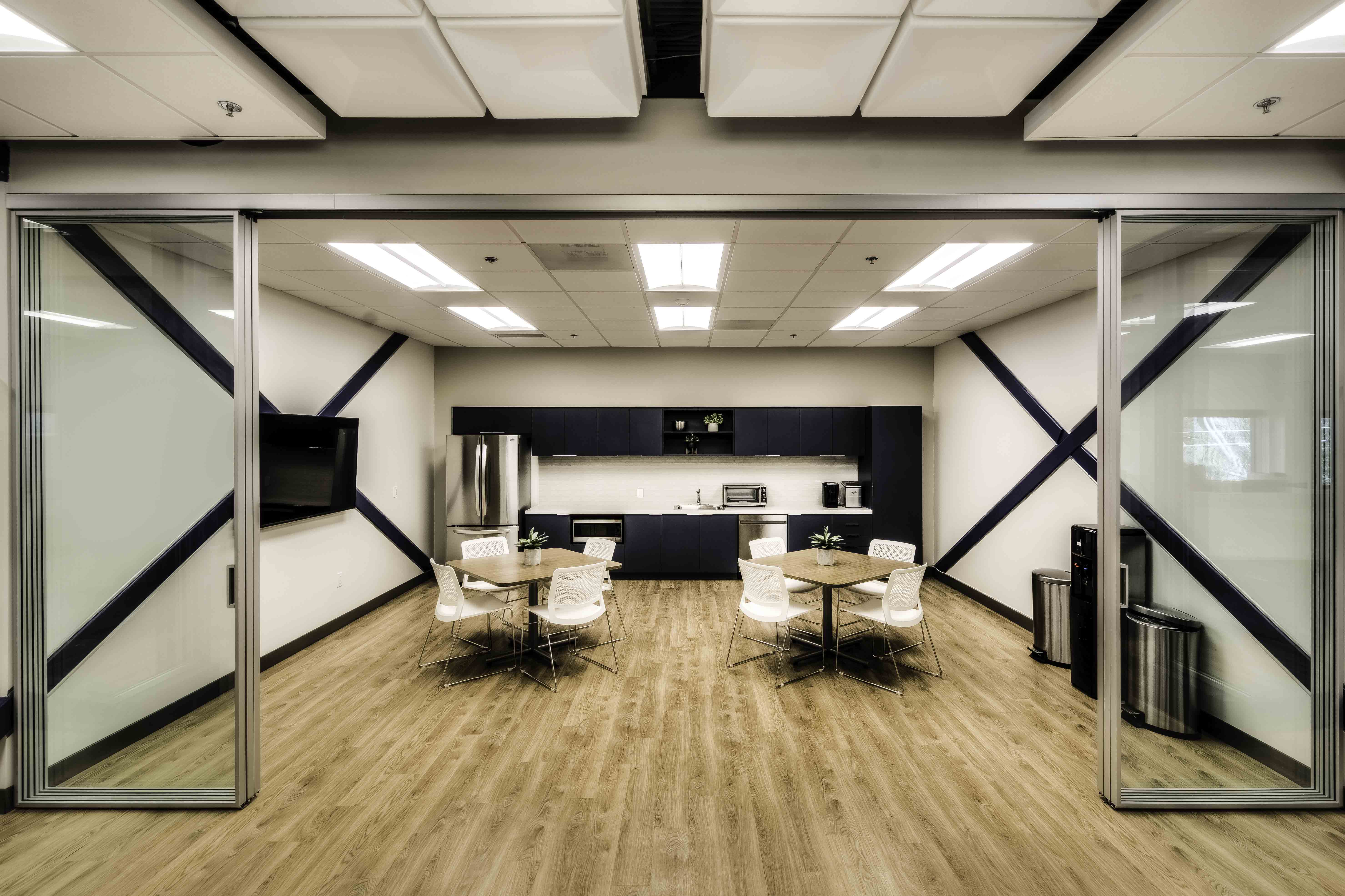 Falkbuilt Greater Phoenix commercial + office glass door