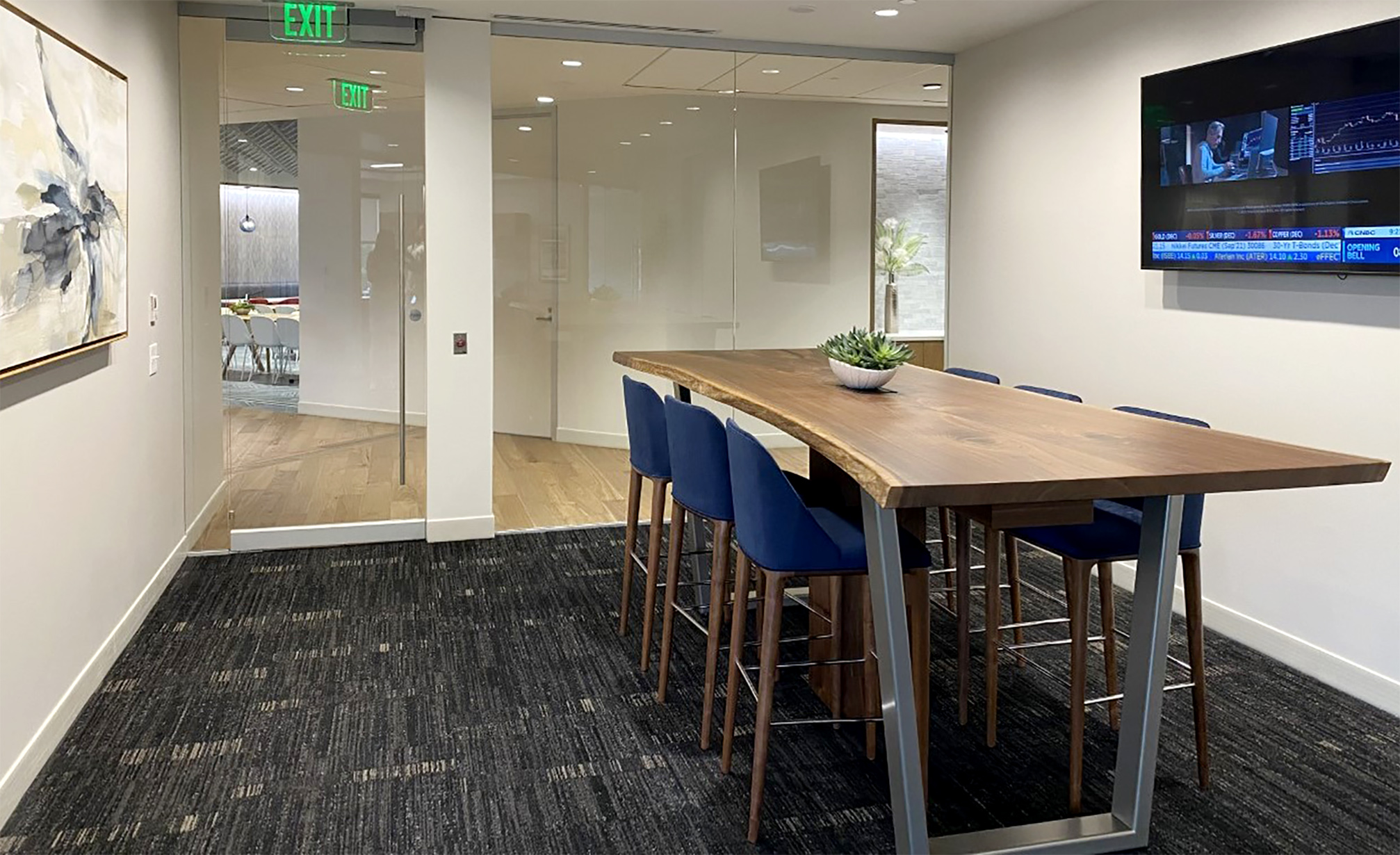 Falkbuilt project with solid and glass walls
