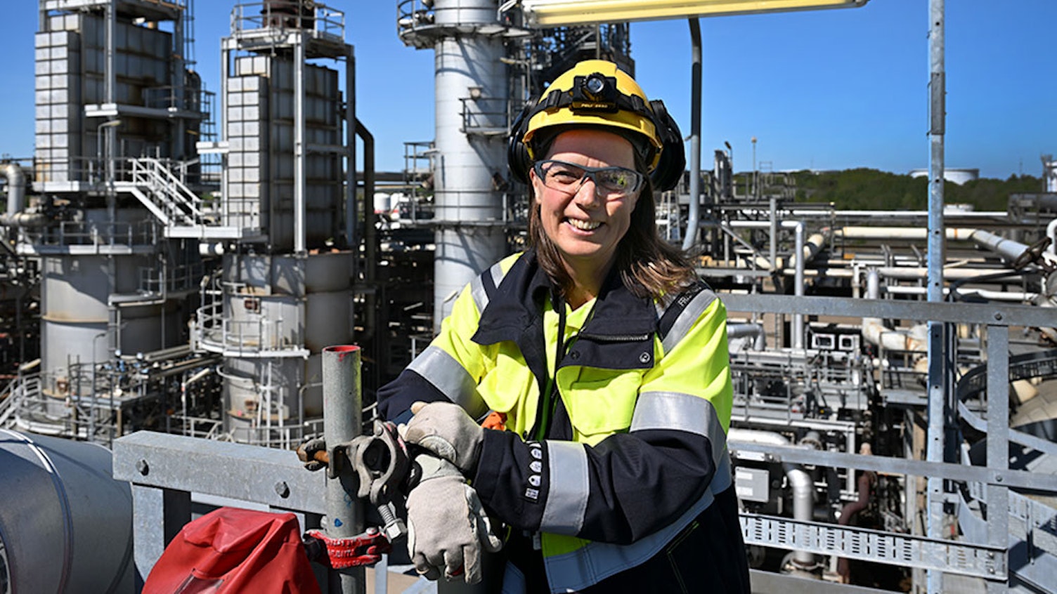 Eva Lind ingenjör på raffinaderiet i Lysekil