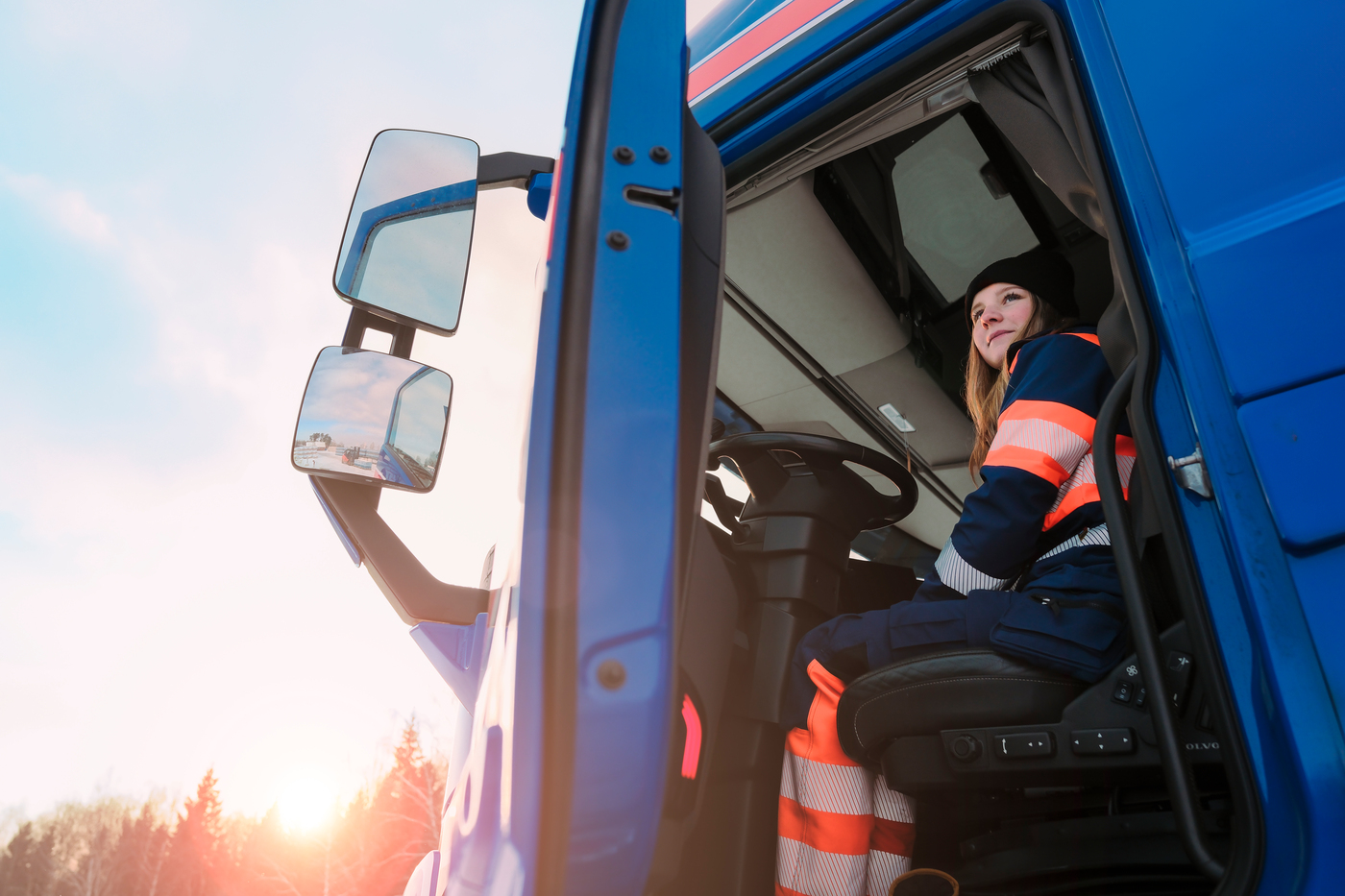 Kvinna i lastbil