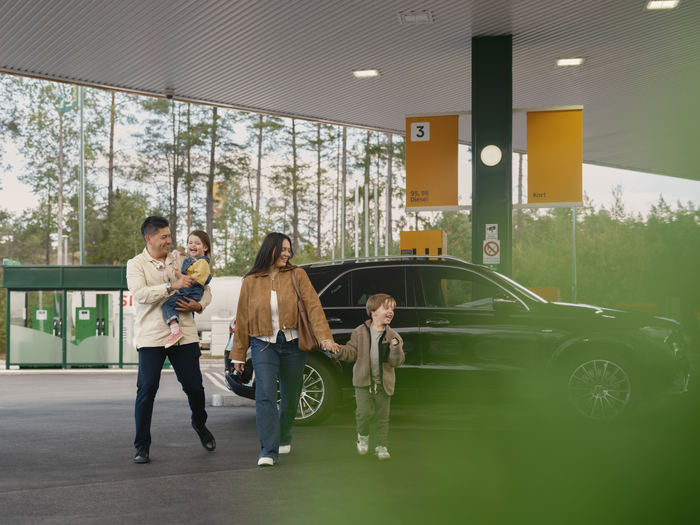 Familj på Preemstation