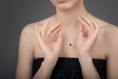 scarlet for the decolletage