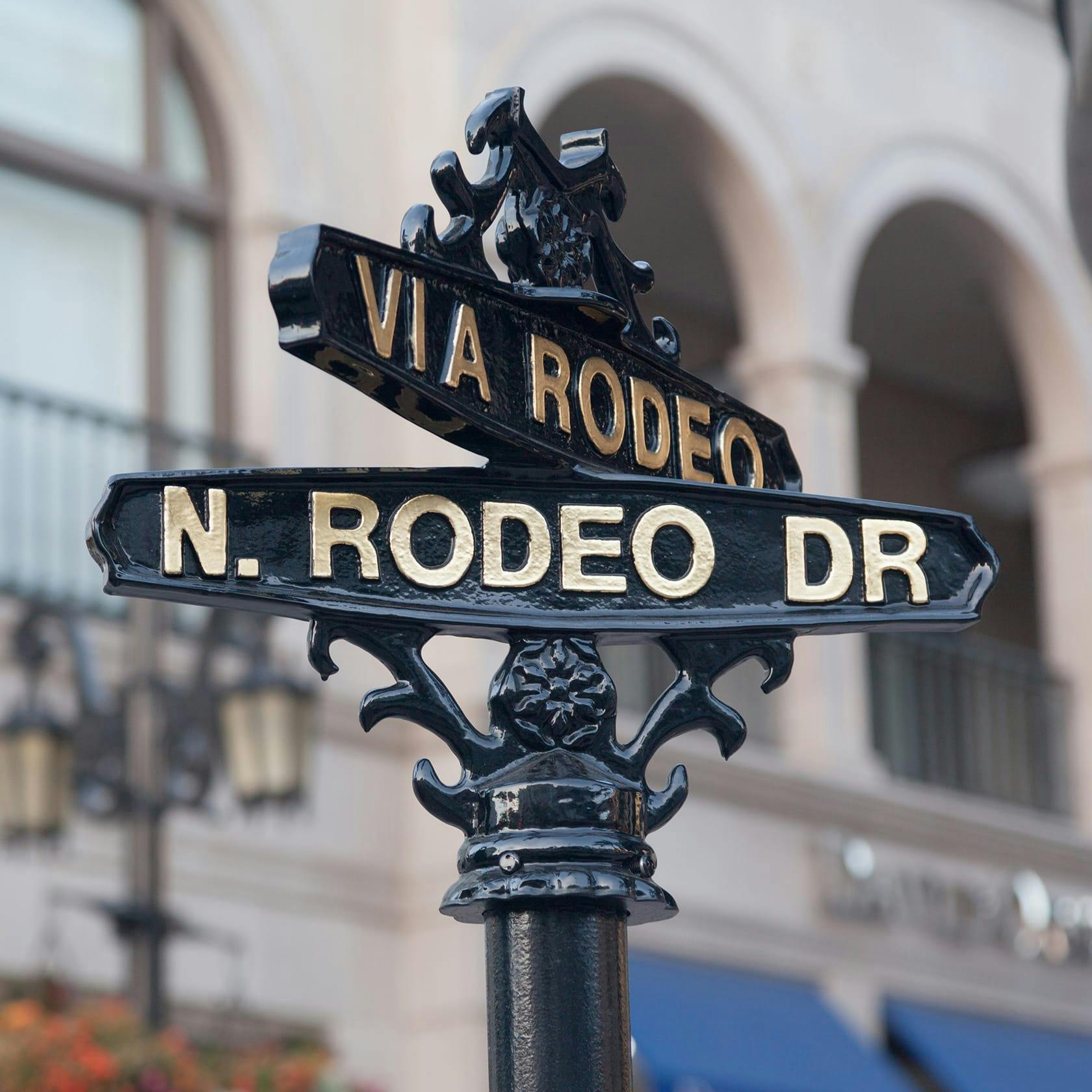 Rodeo Drive sign