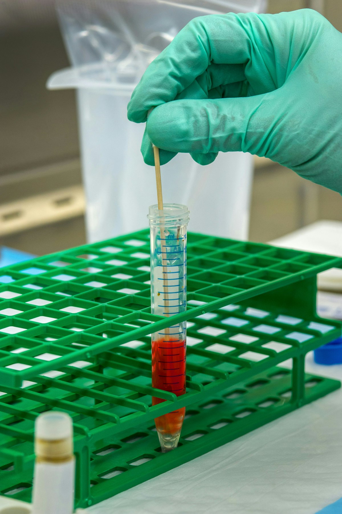Developing medicines faster with AI-powered decision-making