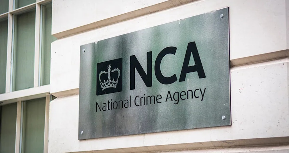 TLTY - NCA - Logo plaque