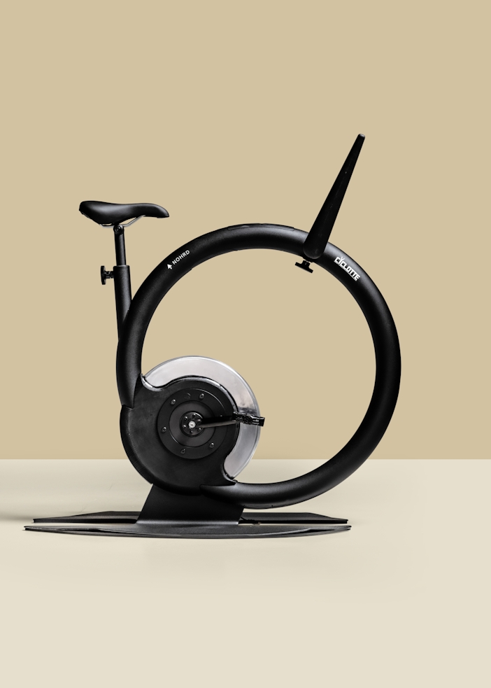 The impact of a simple geometry