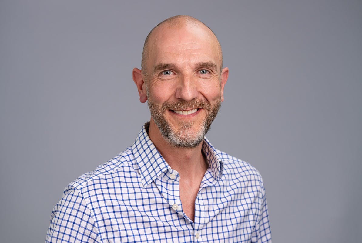 Mr Andrew MacDonald