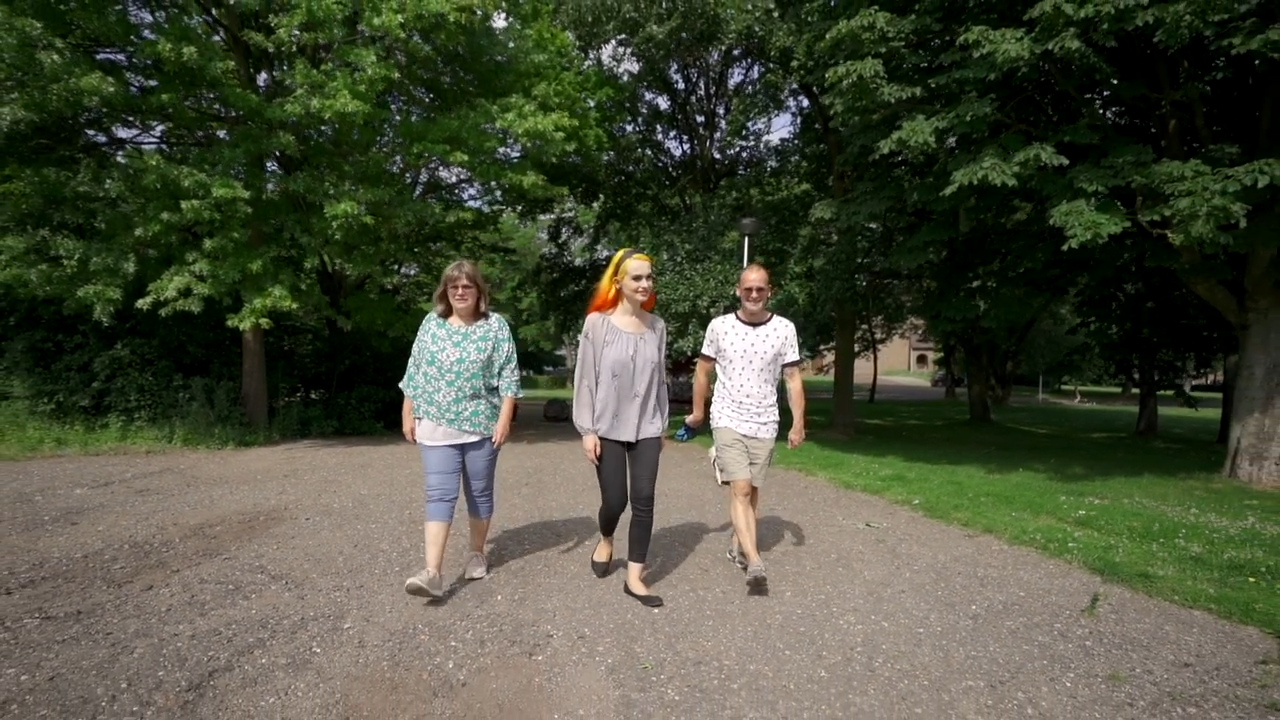 video afspelen: Loena - iedereenisanders.nl
