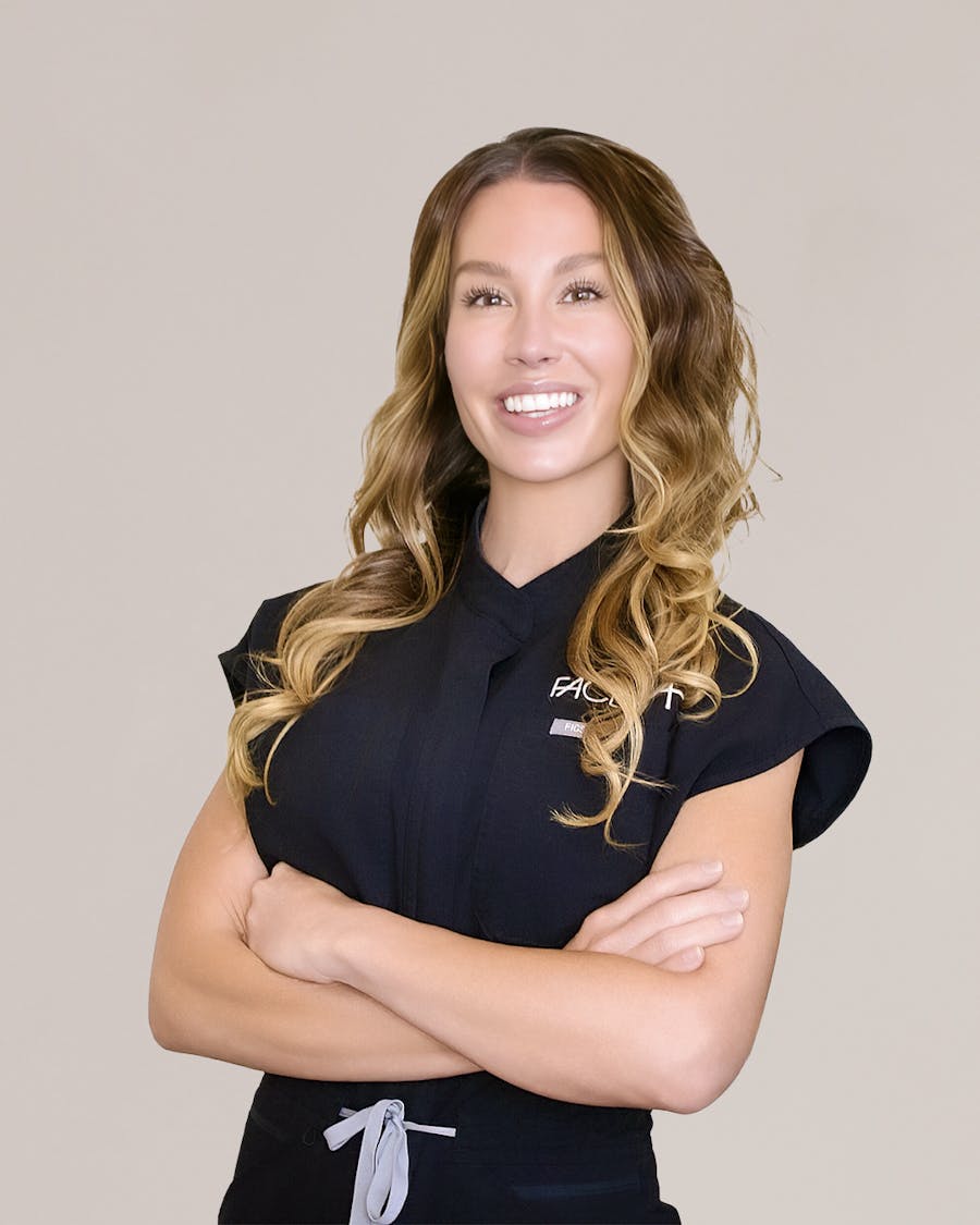 Savanna Teubel, Surgical Technician