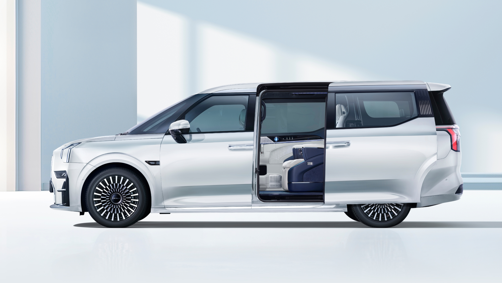 Zeekr 009｜Pure Electric Luxury MPV | Zeekr Thailand