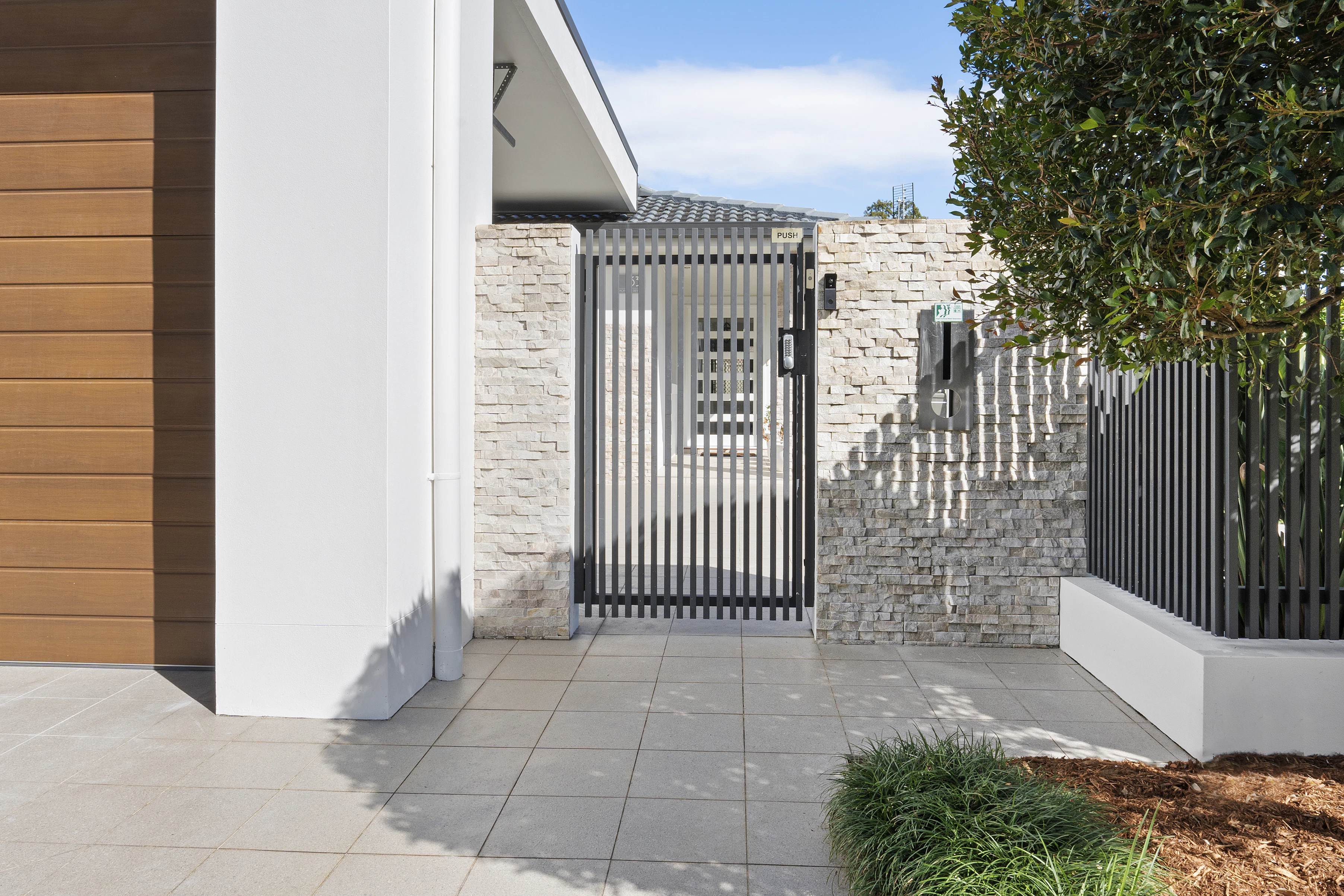 gate