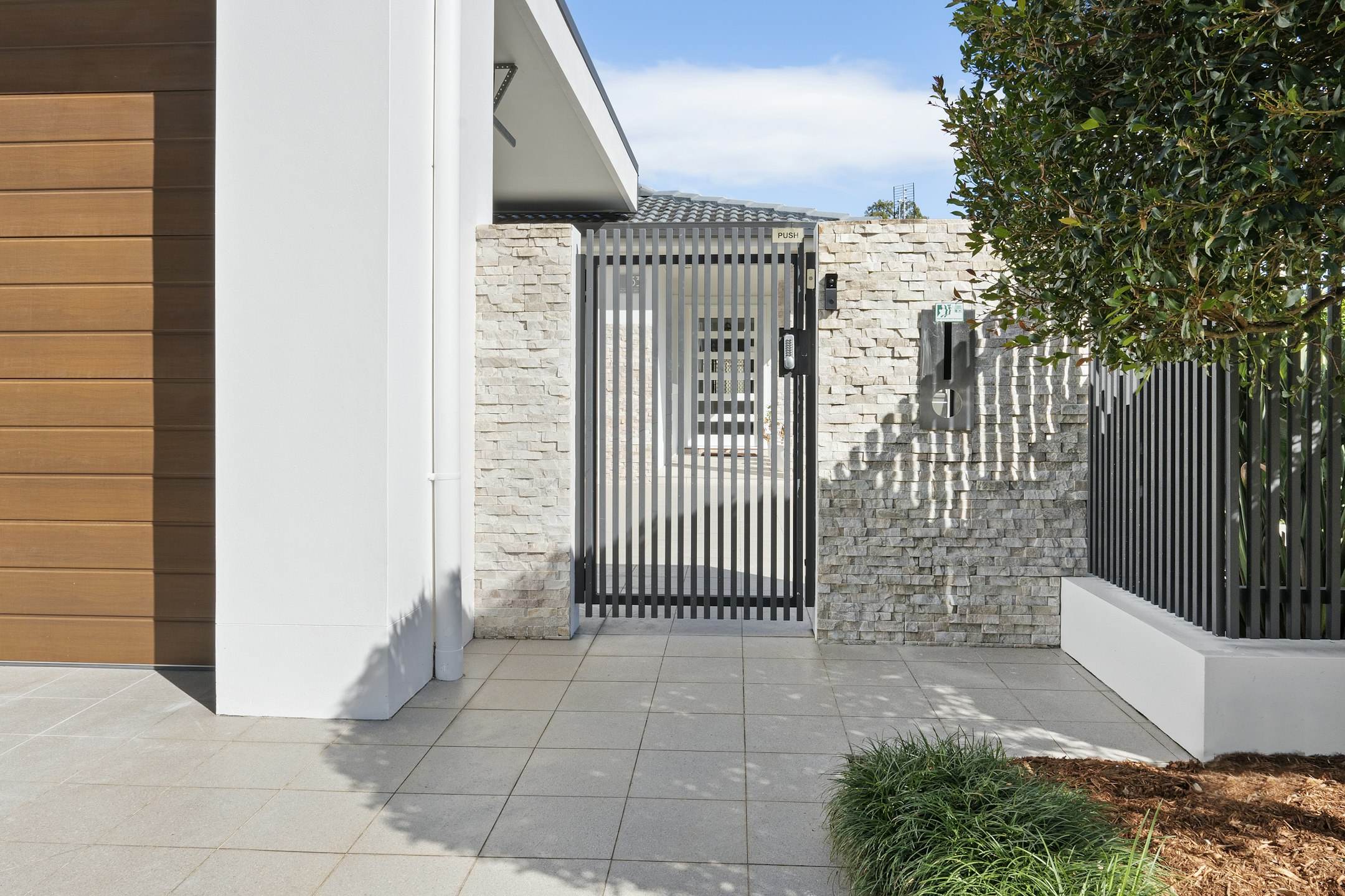 gate