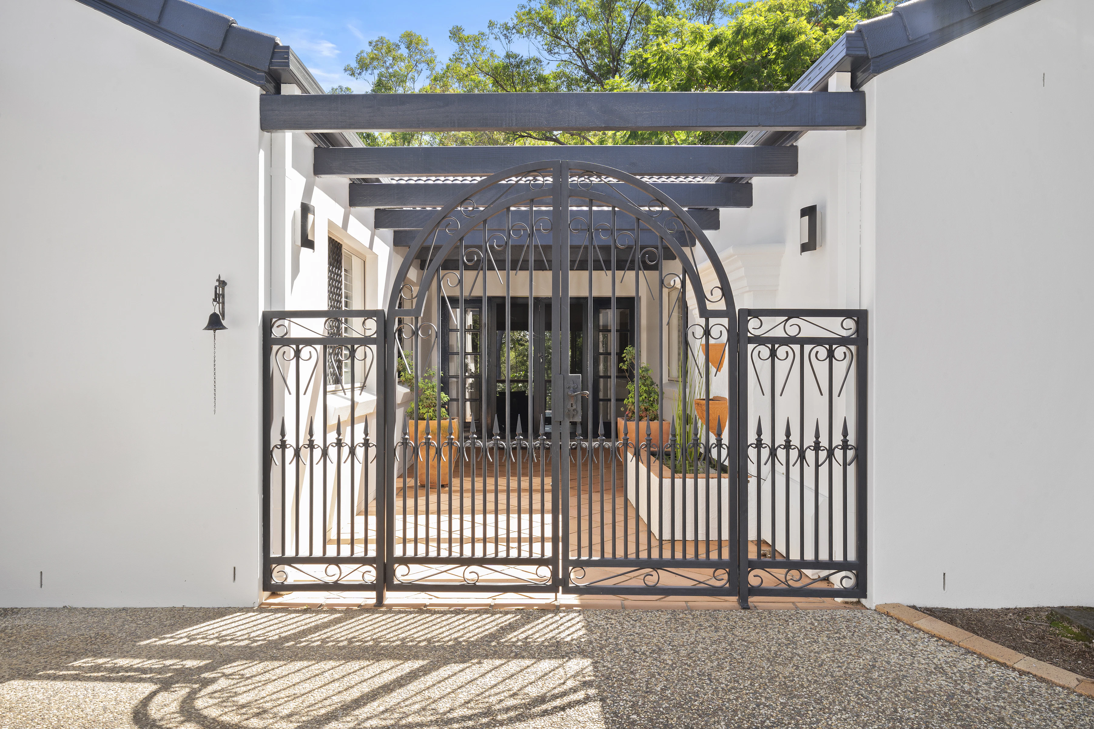 gate