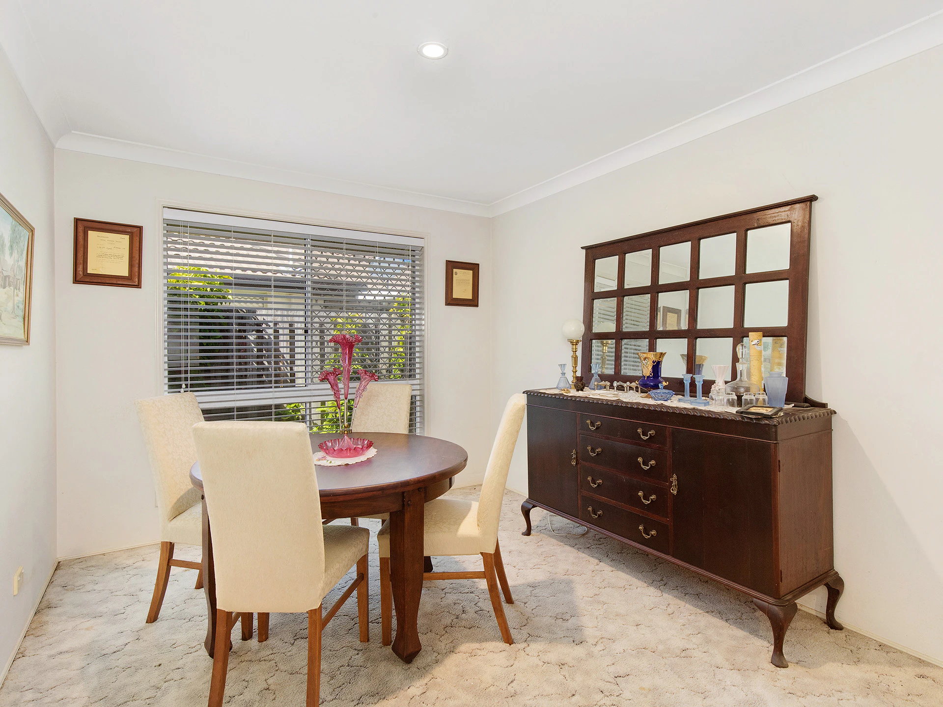 dining room