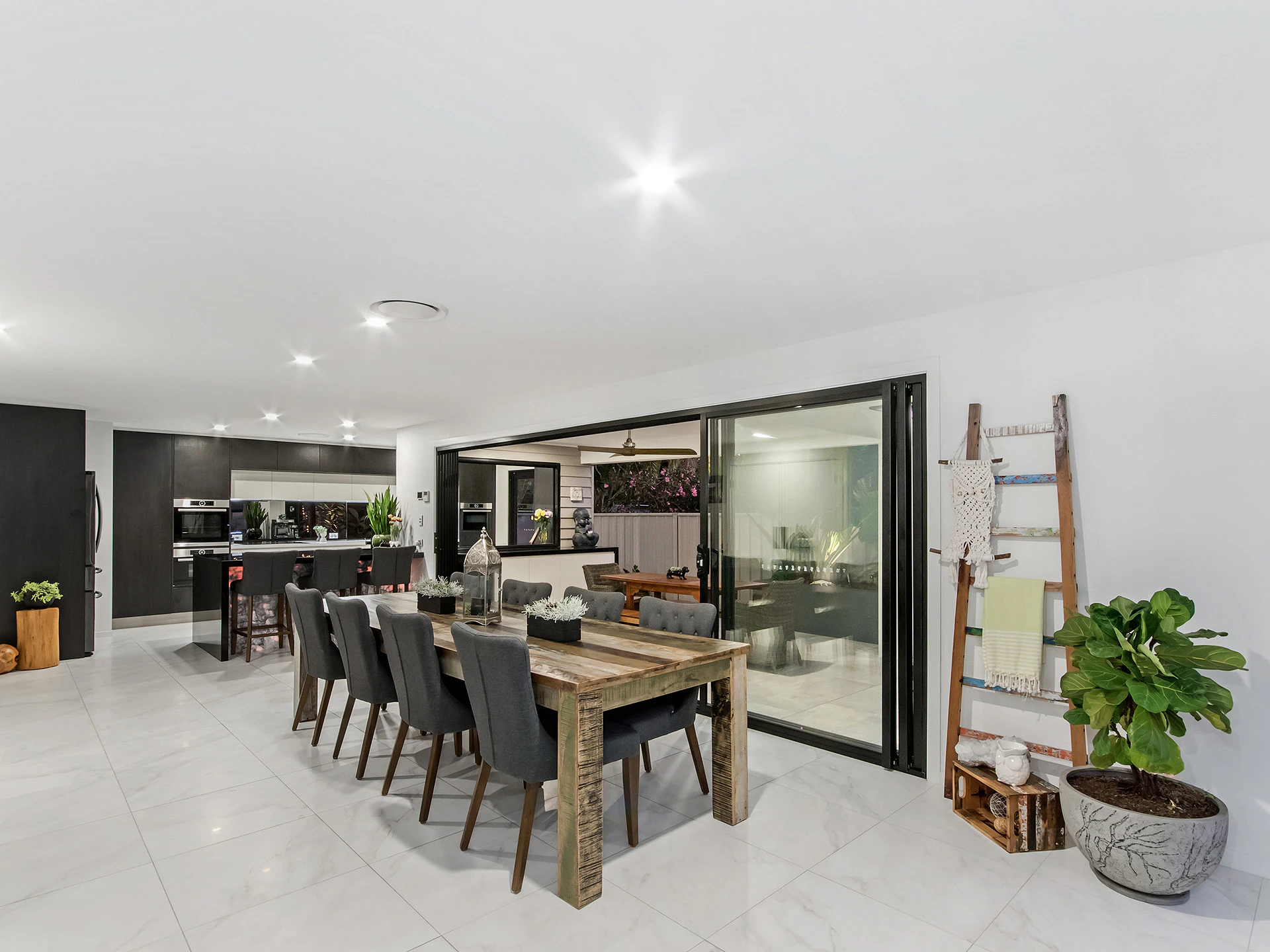 dining room
