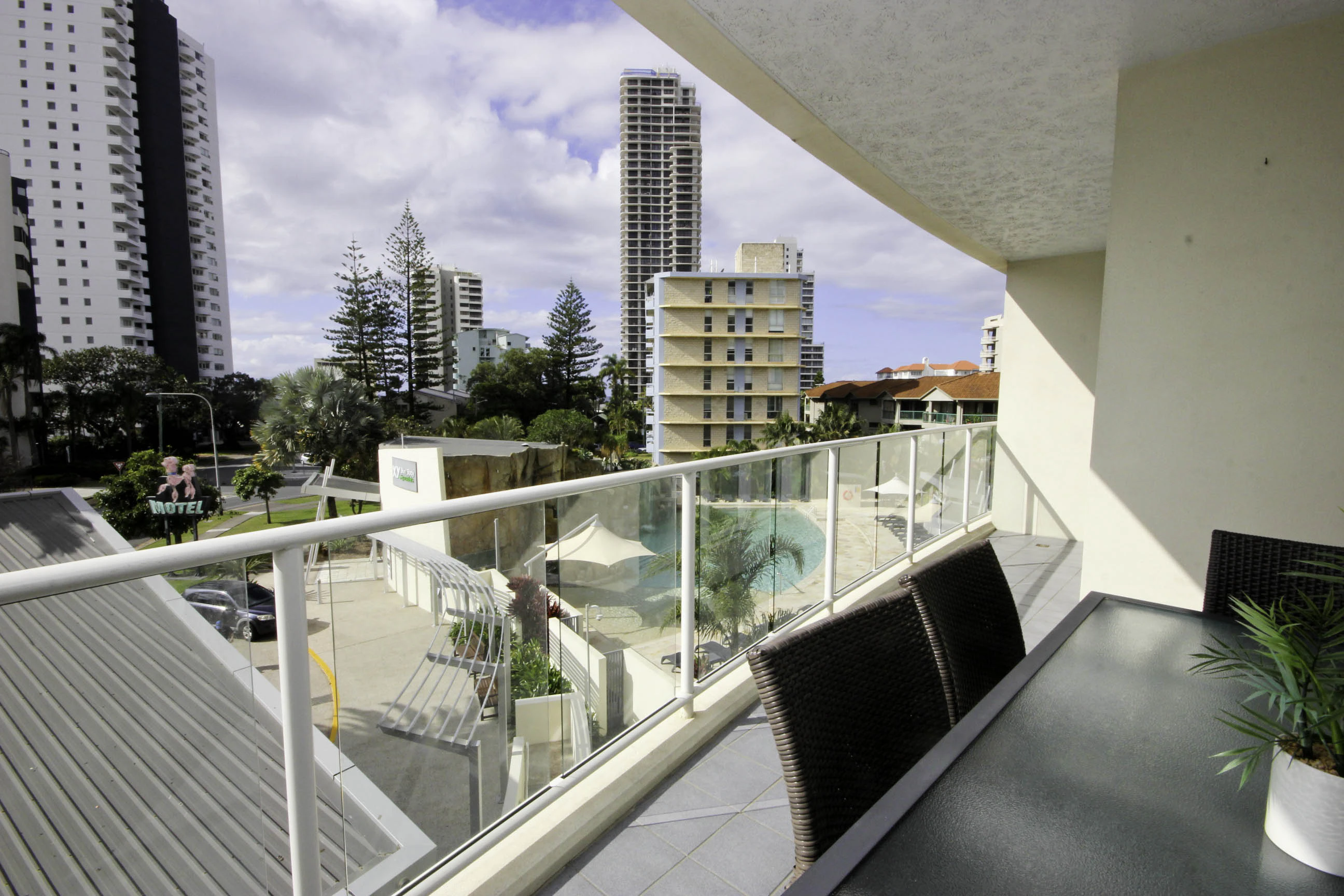 balcony