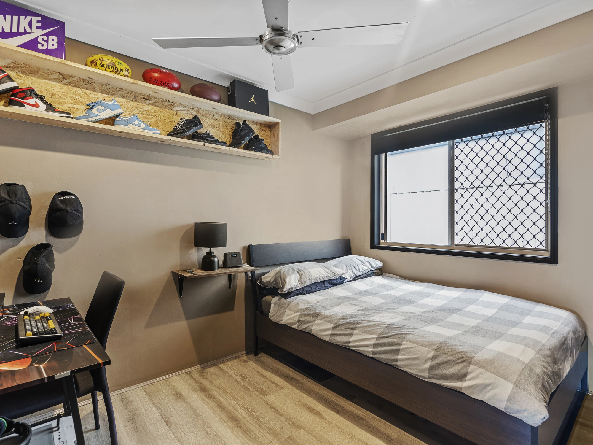 bed