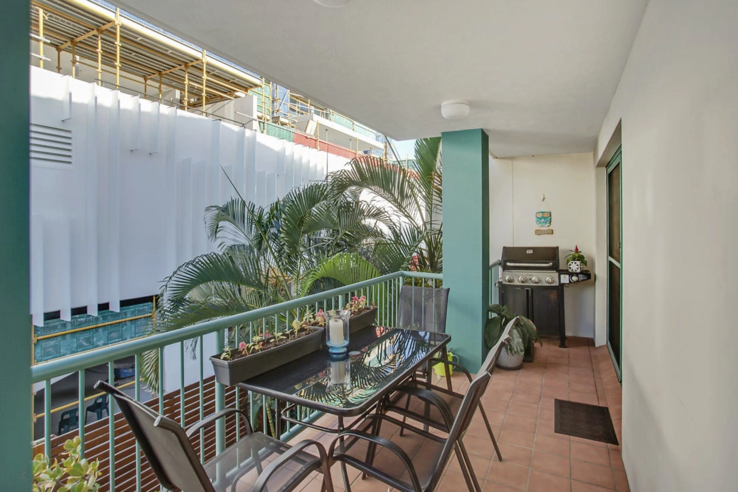 balcony