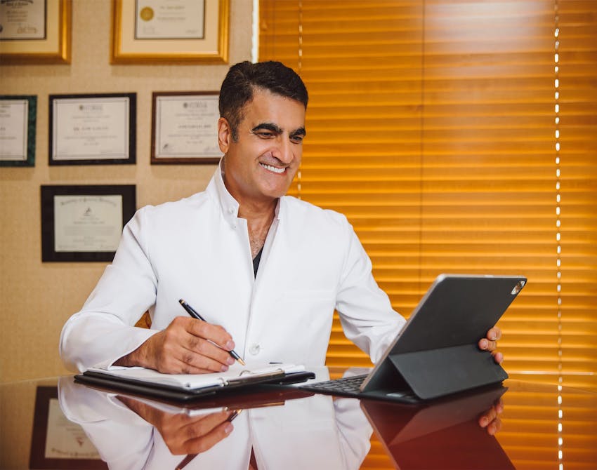 Dr. Sadati, cosmetic dentist in Palm Beach, FL