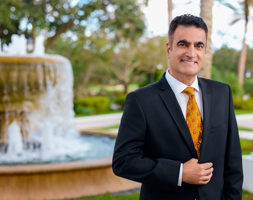 Dr. Sadati, cosmetic dentist in Palm Beach & Wellington, FL