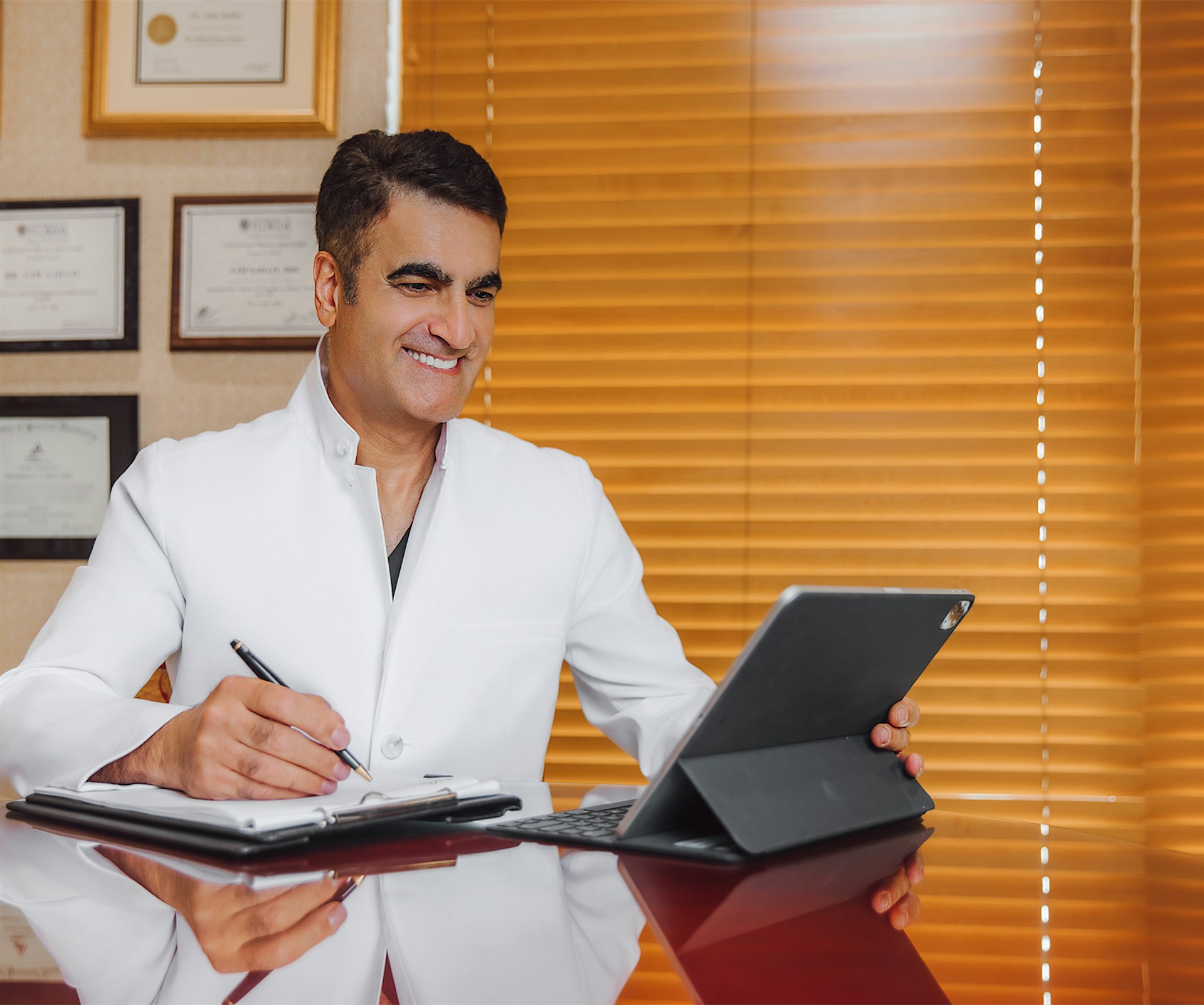 Dr. Sadati, dentist in Palm Beach