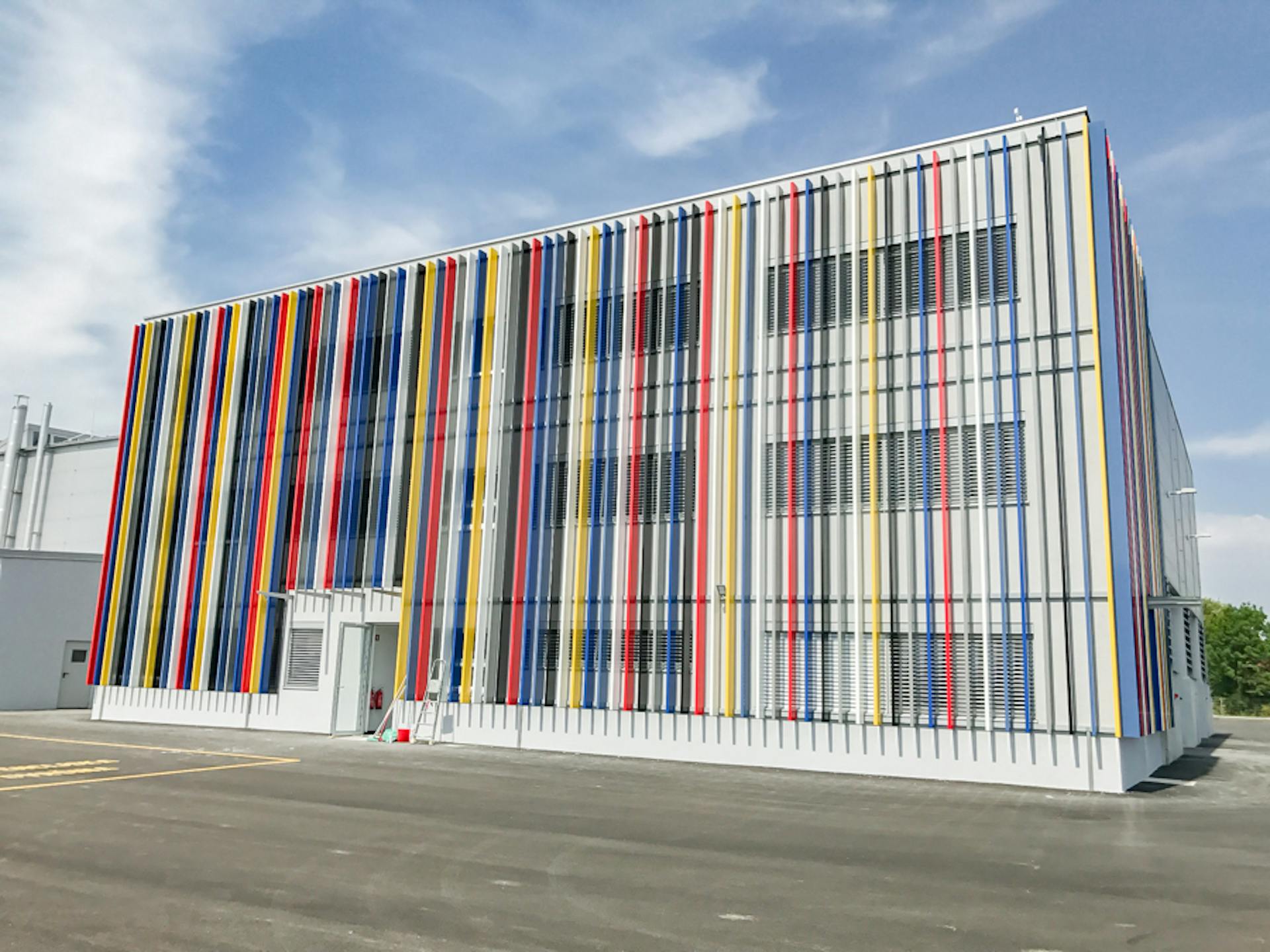 Lakirnica Palfinger Marine