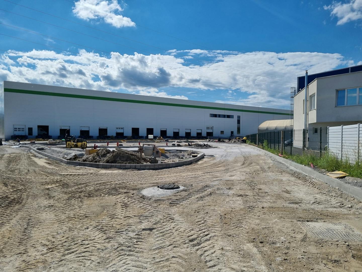 Logistični center Hoče