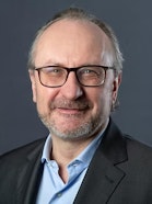 Portrait of André Nietlisbach