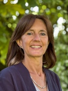 Portrait of Melissa Leach