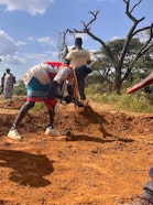 People working on semicircular bunds