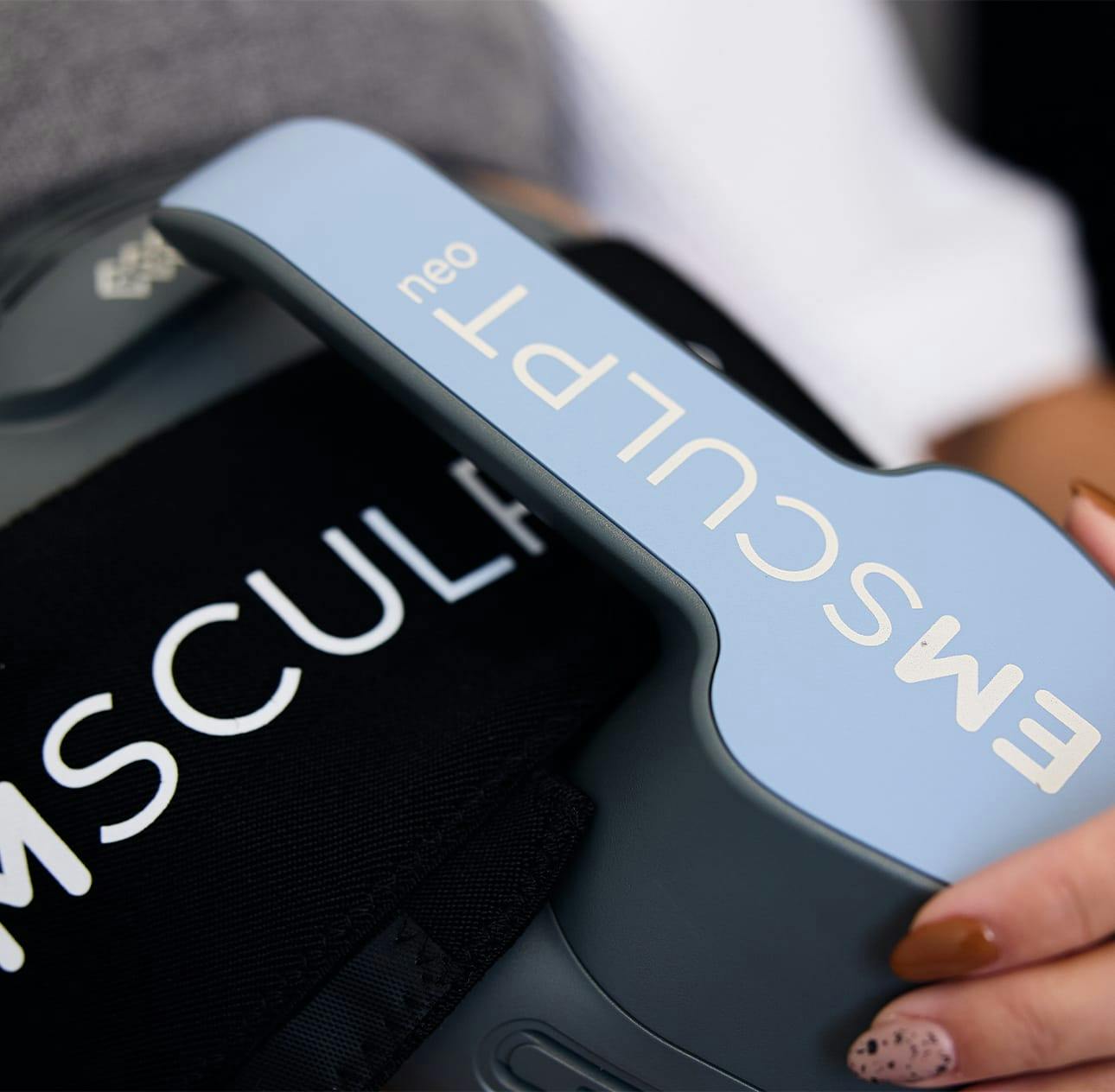 emsculpt device