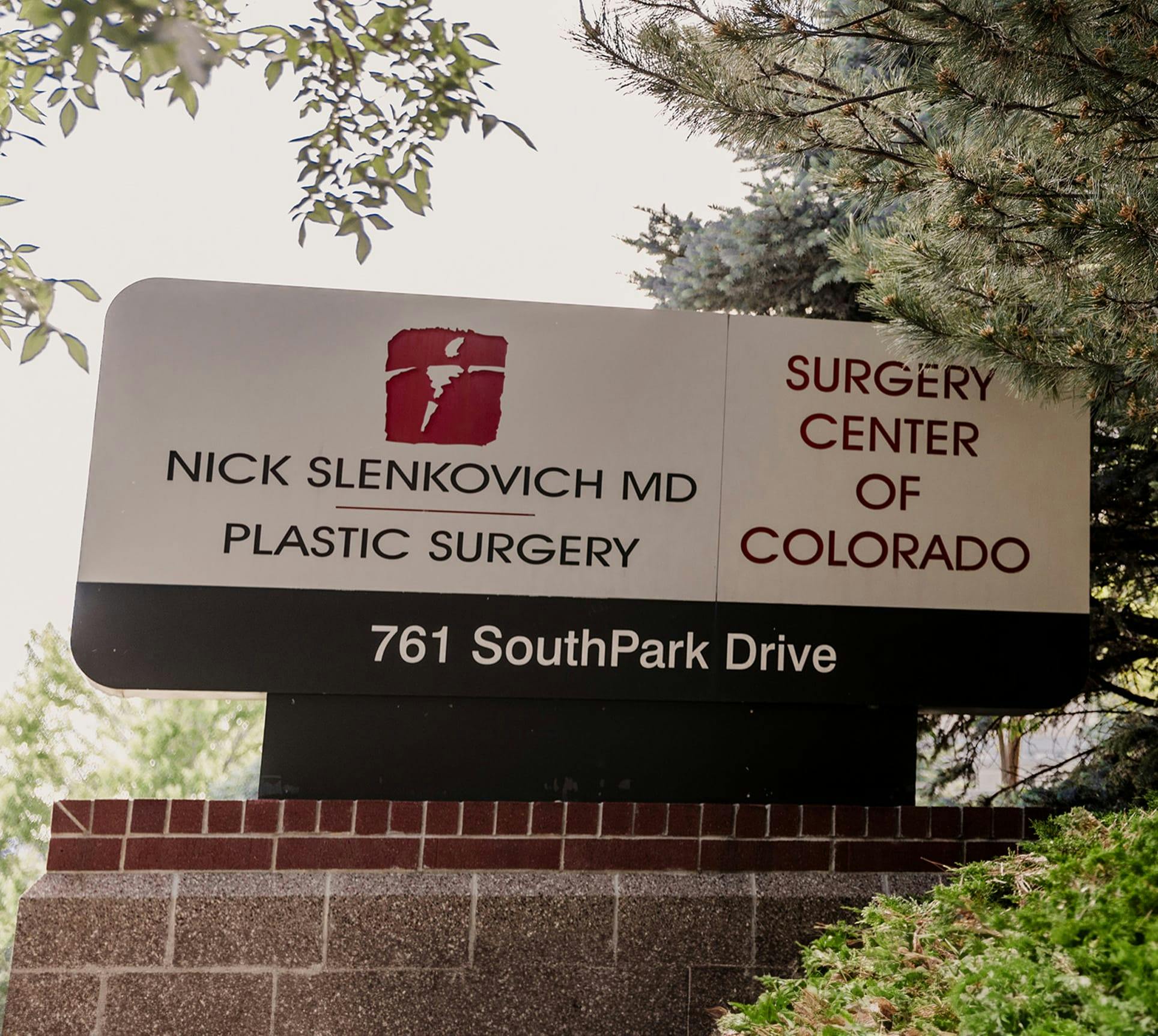 Slenkovich signage