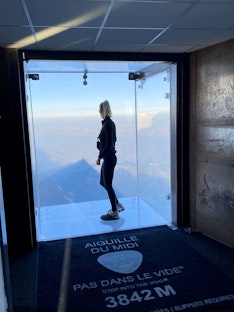 Pas dans le Vide